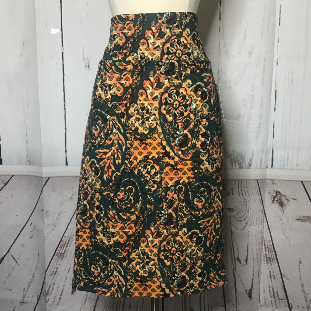 Lularoe Cassie Skirt